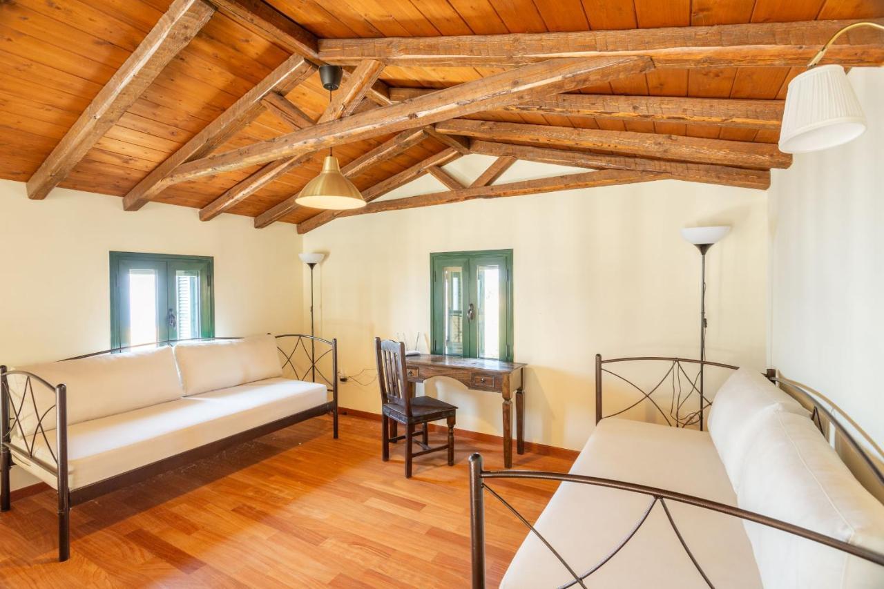 Villa Archangelos Aegina Sfentouri Extérieur photo
